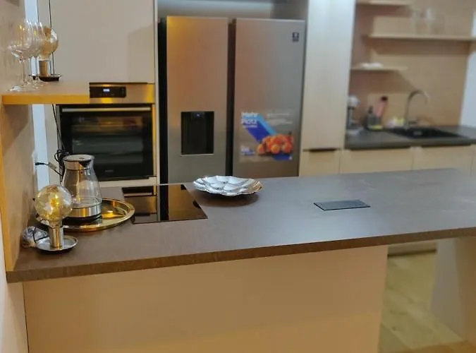 With Parking, Great Surroundings * Bécs
